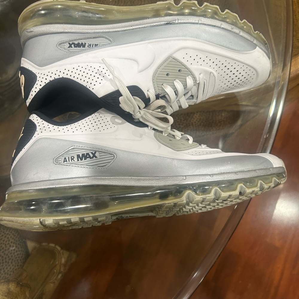 Nike air max tennis shoes:11 white grey leather . Good Condition cond. - Picture 5 of 7